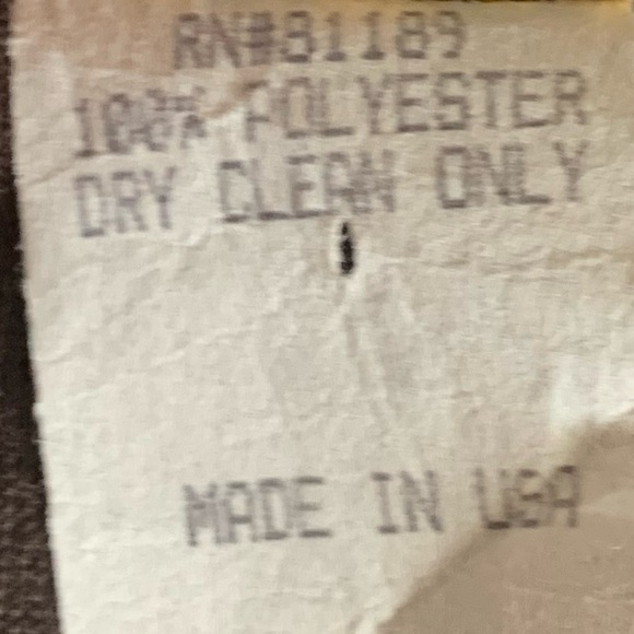 A. Brod vintage cape cover - Picture 6 of 7